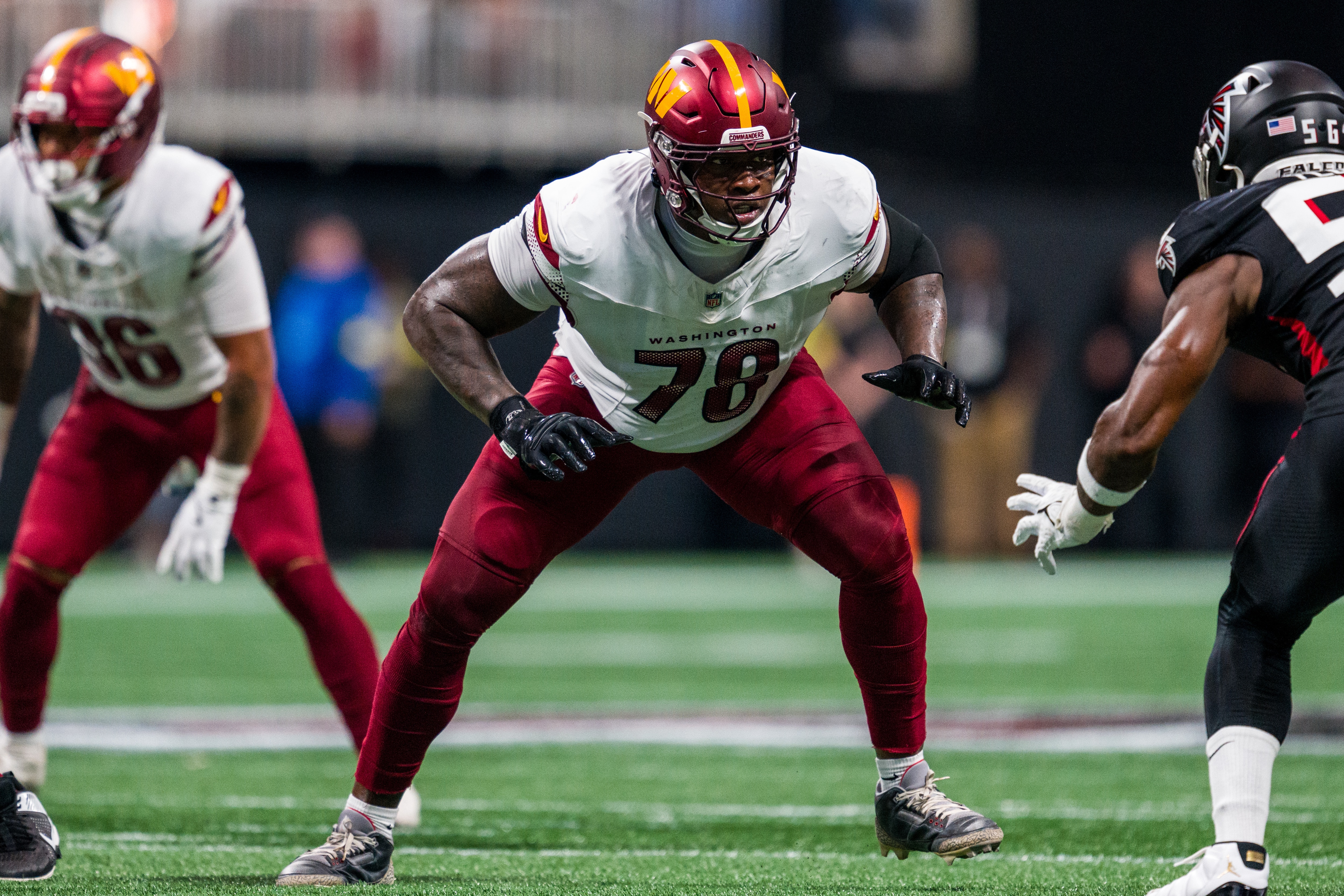 Washington Commanders offensive tackle Laremy Tunsil works during the second half of a game against the Atlanta Falcons in Week 4.