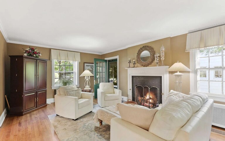 Charming 1920s Colonial in Homeland.