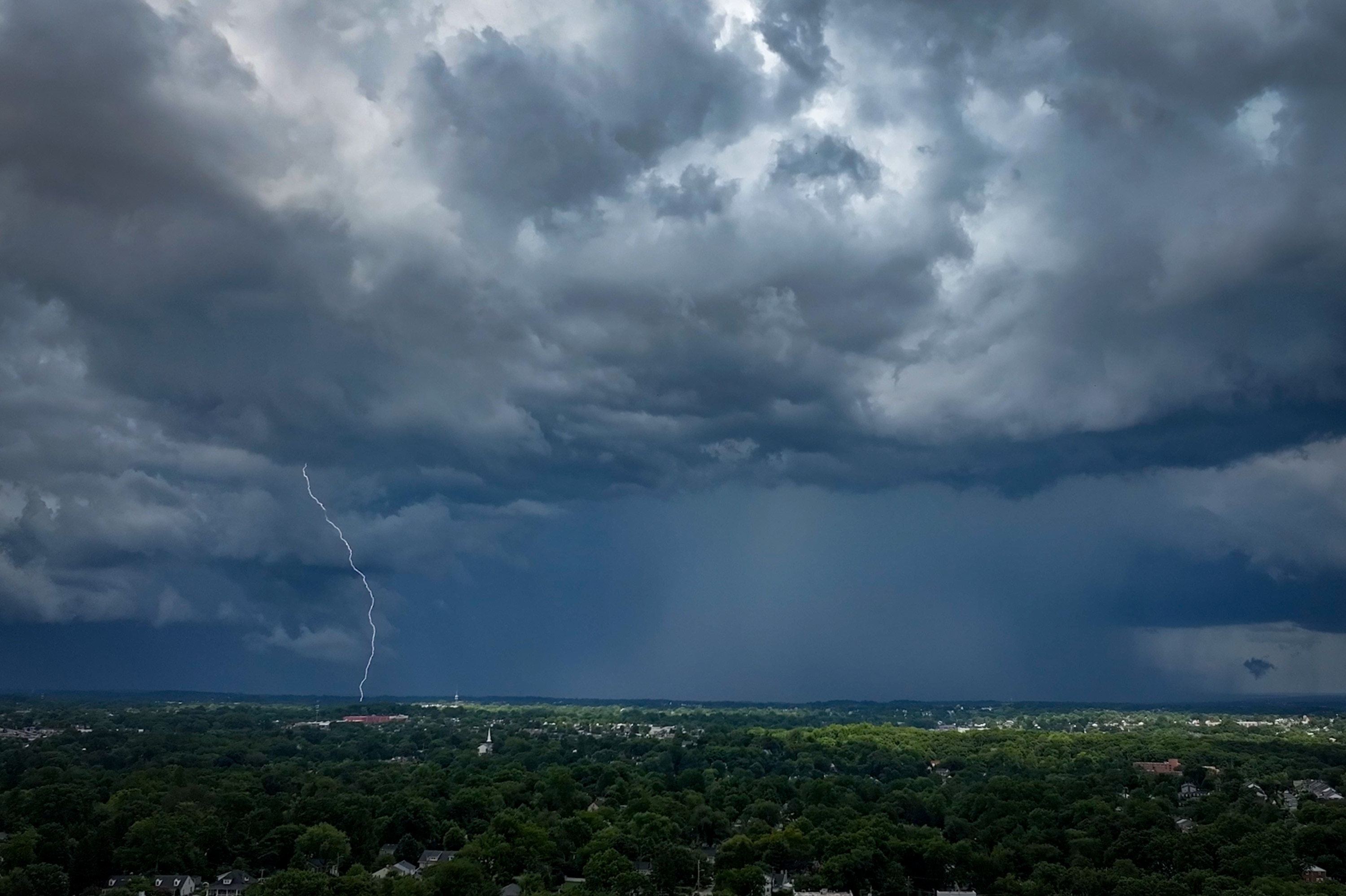 The National Weather Service is advising people to remain vigilant during the incoming storms as the downpours set in before 5 p.m. Sunday and scatter in the evening. 