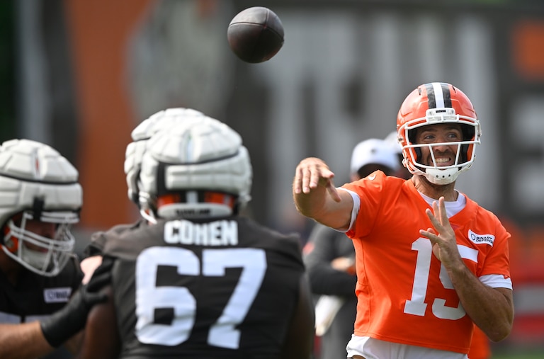 Cleveland Browns quarterback Joe Flacco throws a pass during.