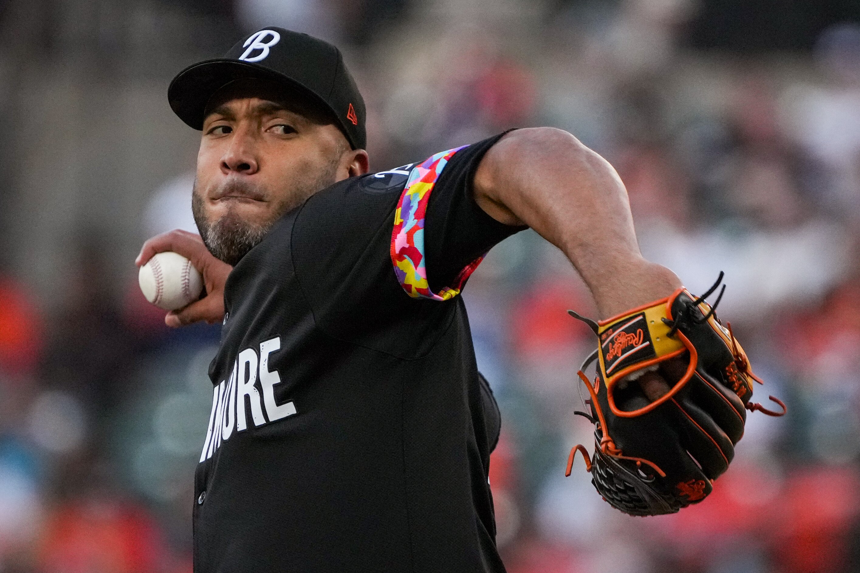 Starting pitcher Albert Suárez delivers a pitch during a game against the Tampa Bay Rays at Camden Yards on May 30.