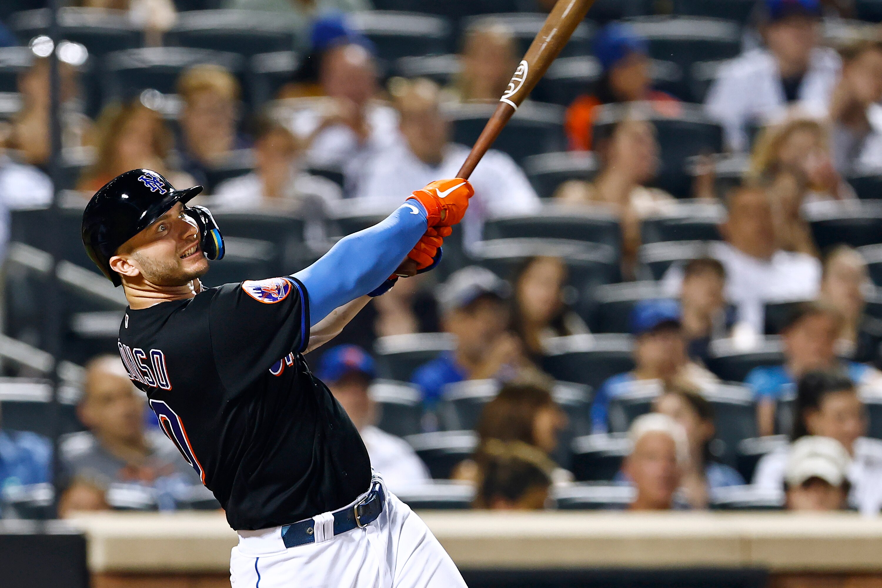 Pete Alonso connects on a two-run homer in the seventh inning as he led the Mets to victory against the Nationals.