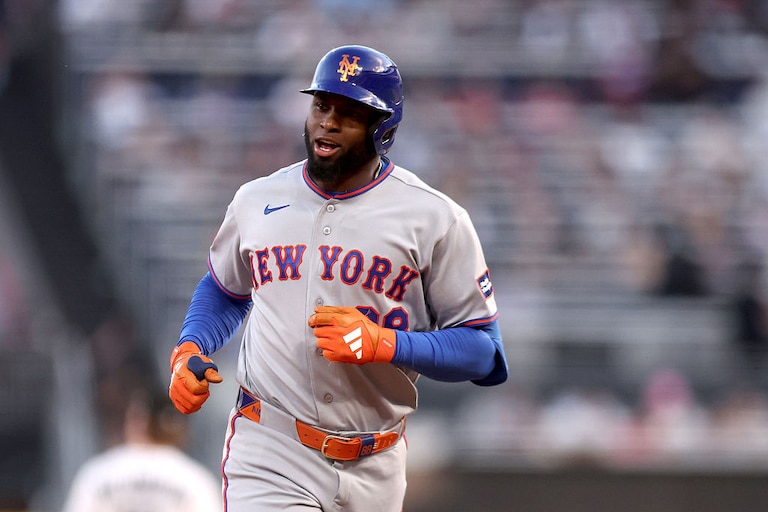 New York Mets outfielder Luis Robert Jr. celebrates hitting a two-run home run during the third inning against the Chicago White Sox on Aug. 22.