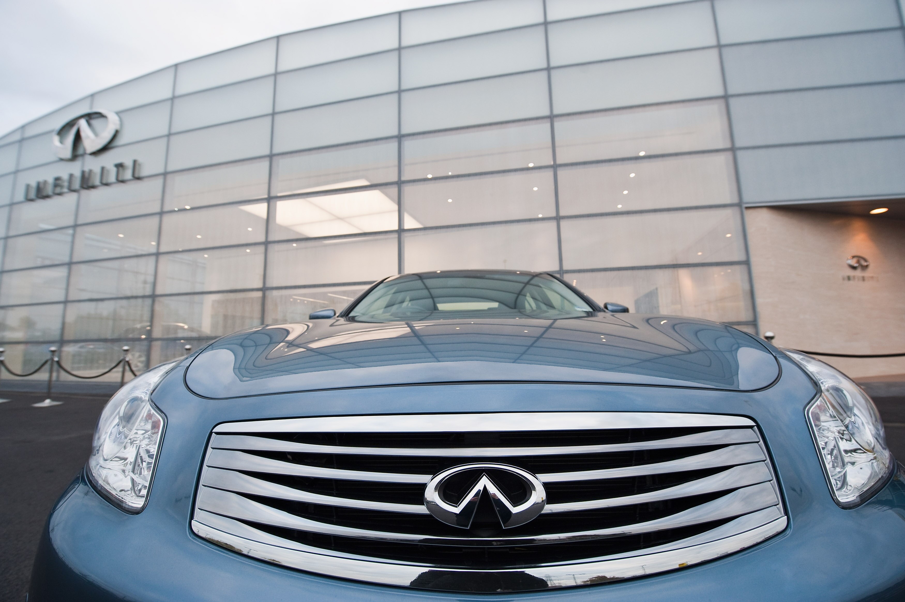 Baltimore County police advise motorists to lock vehicles and remove all valuables from plain sight.