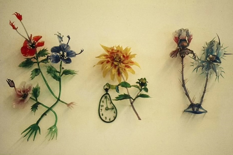 The famous panels Gianni Toso made as a commission for Salvador Dali, turning Dali's surrealist flowers into glass.