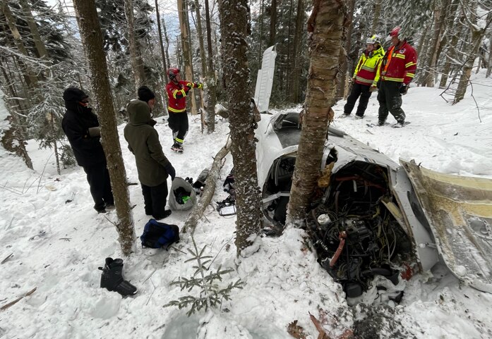 A Baltimore-area piloting a small plane that went down on a snowy peak in Vermont Wednesday, February 26, 2025, “walked away” from the crash with he and his two adult children suffering only minor injuries.