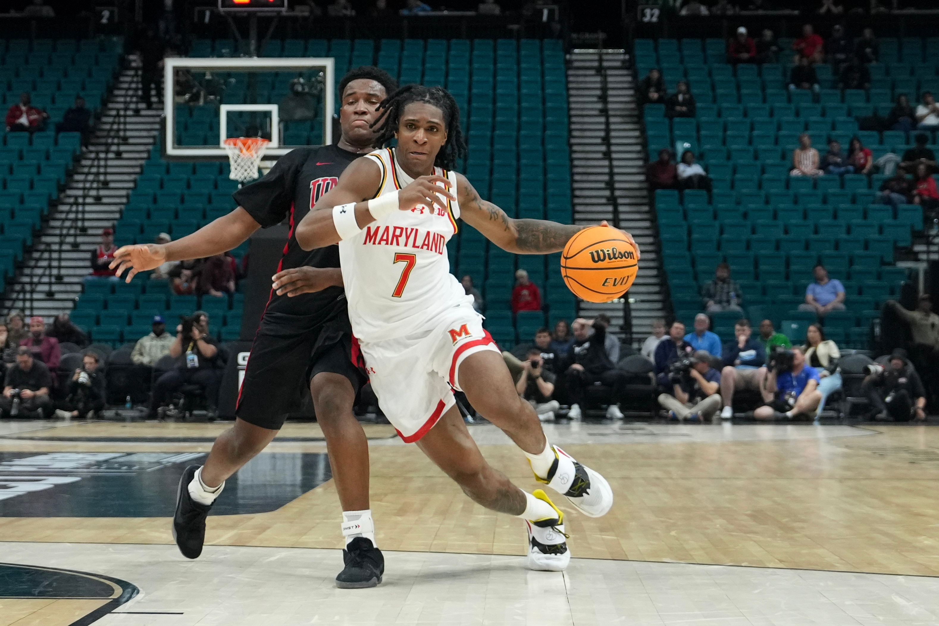 Andre Mills, shown against UNLV, had 15 points and 10 rebounds Sunday in a loss to Rutgers.