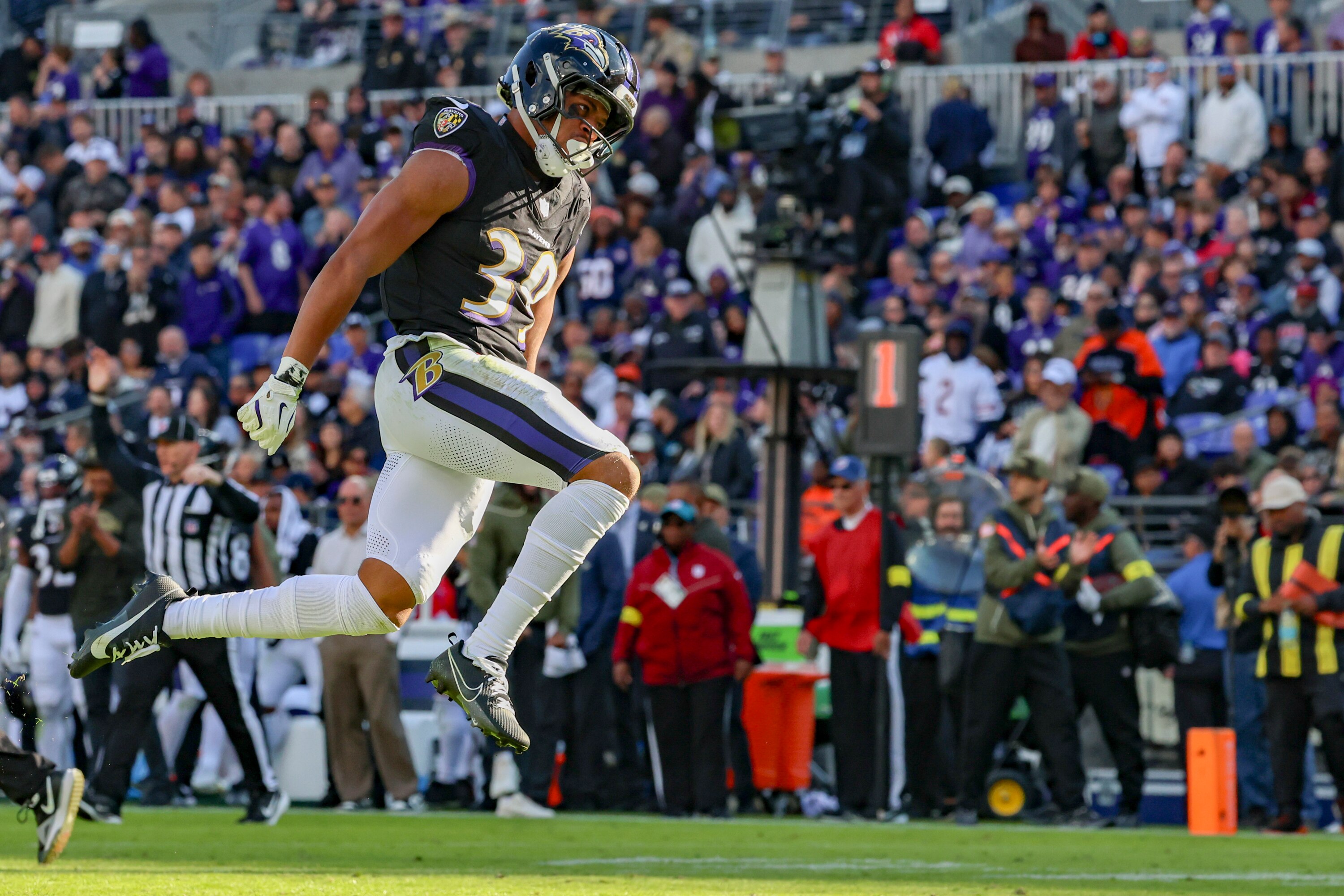Baltimore Ravens safety Keondre Jackson celebrates a tackle in a game against the Chicago Bears in Baltimore in 2025.