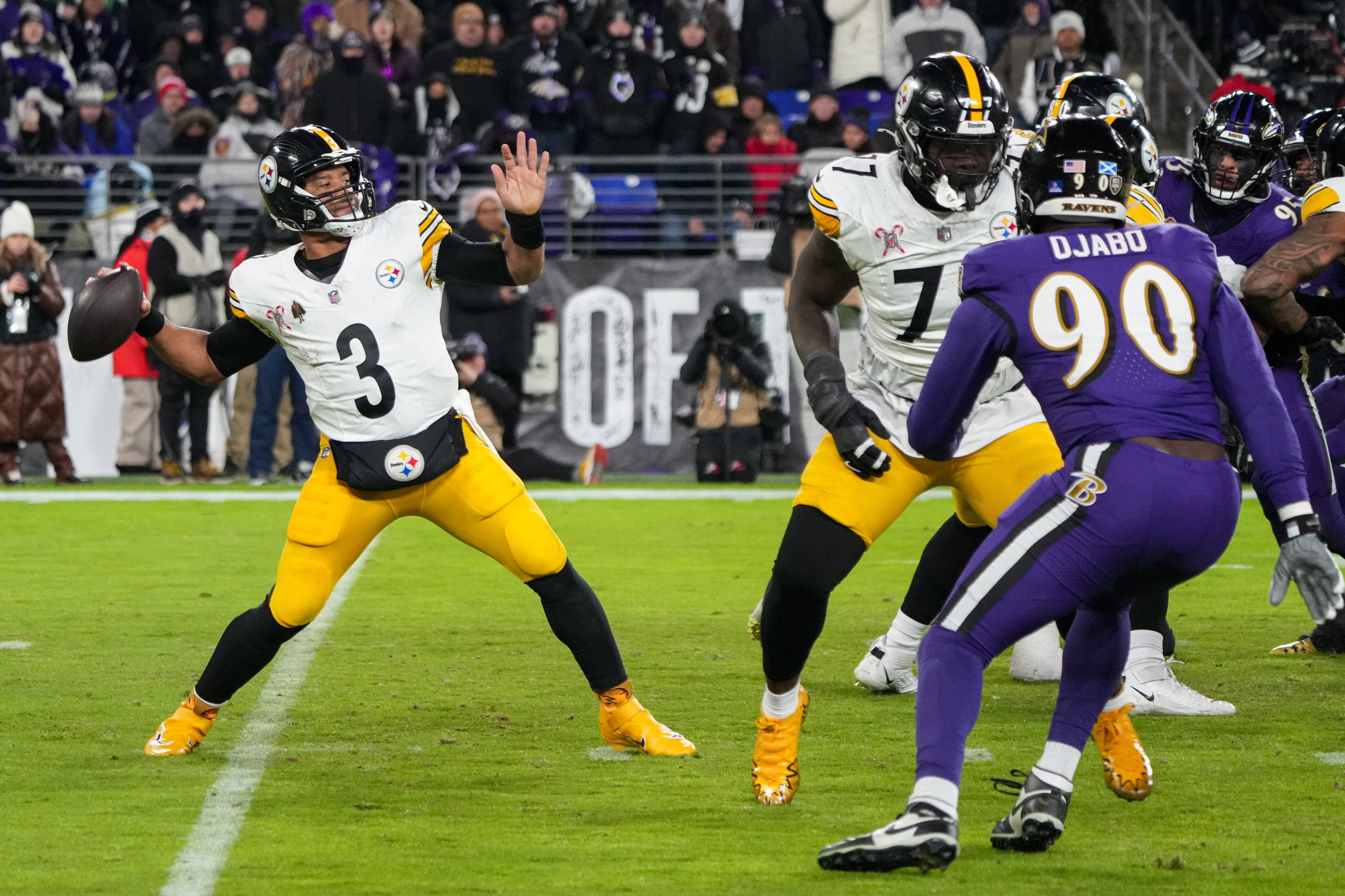 Steelers quarterback Russell Wilson is averaging 0.95 expected points added per attempt on throws at least 20 yards downfield, according to TruMedia, the NFL’s second-best mark among regular starters.