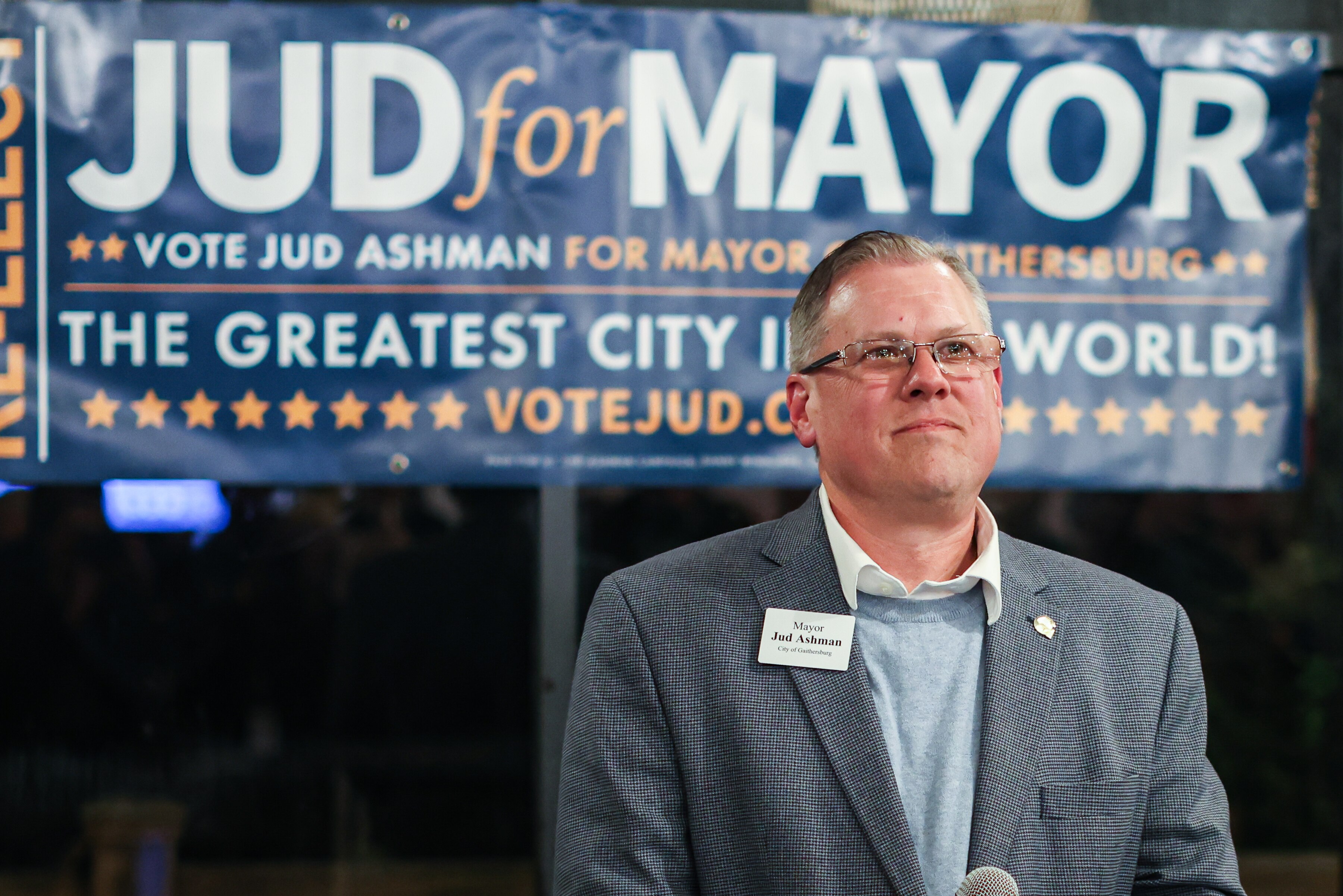 Jud Ashman speaks during his election night watch party in Gaithersburg on Tuesday.