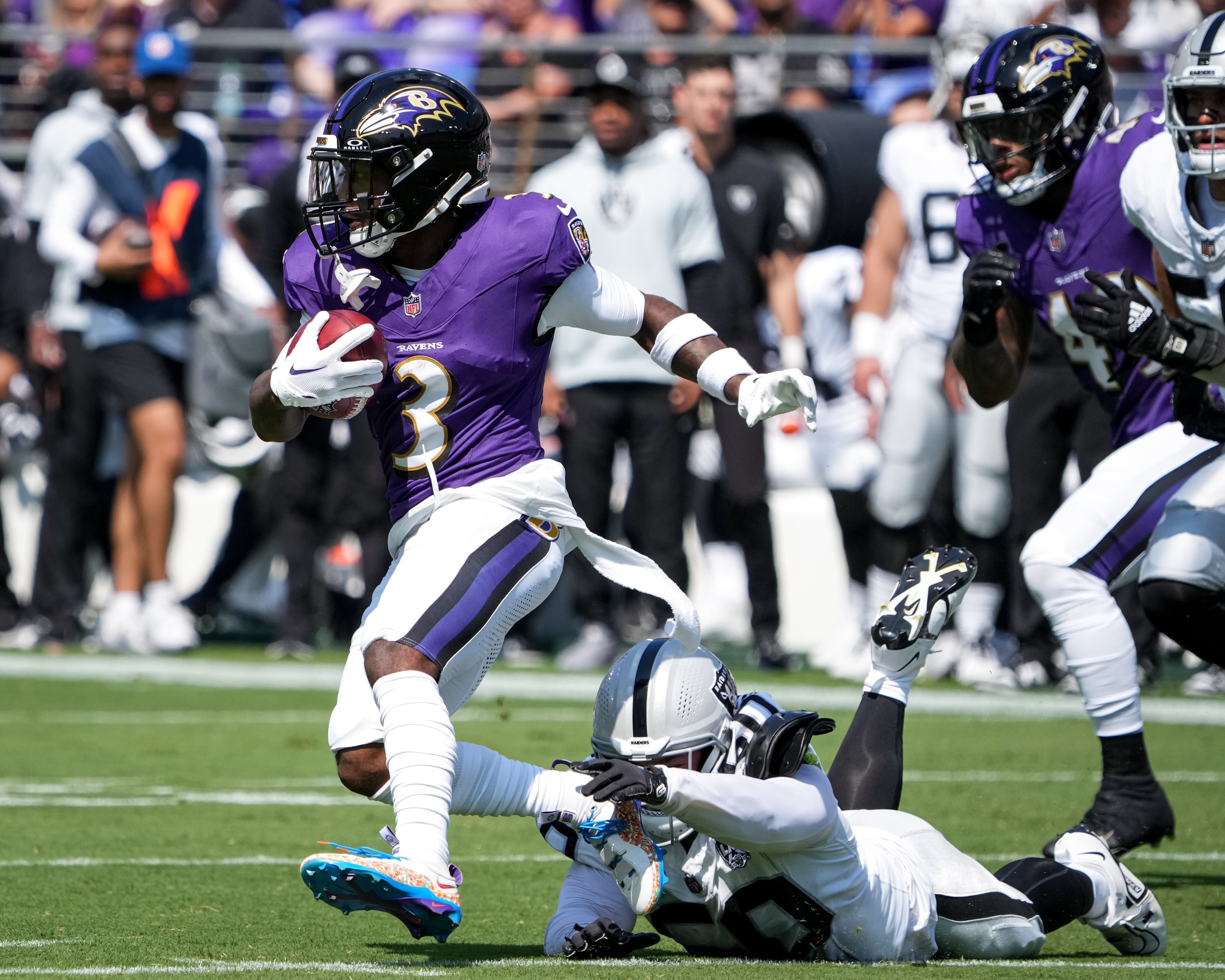 Ravens wide receiver/return specialist Deonte Harty will miss at least four games with a knee injury.