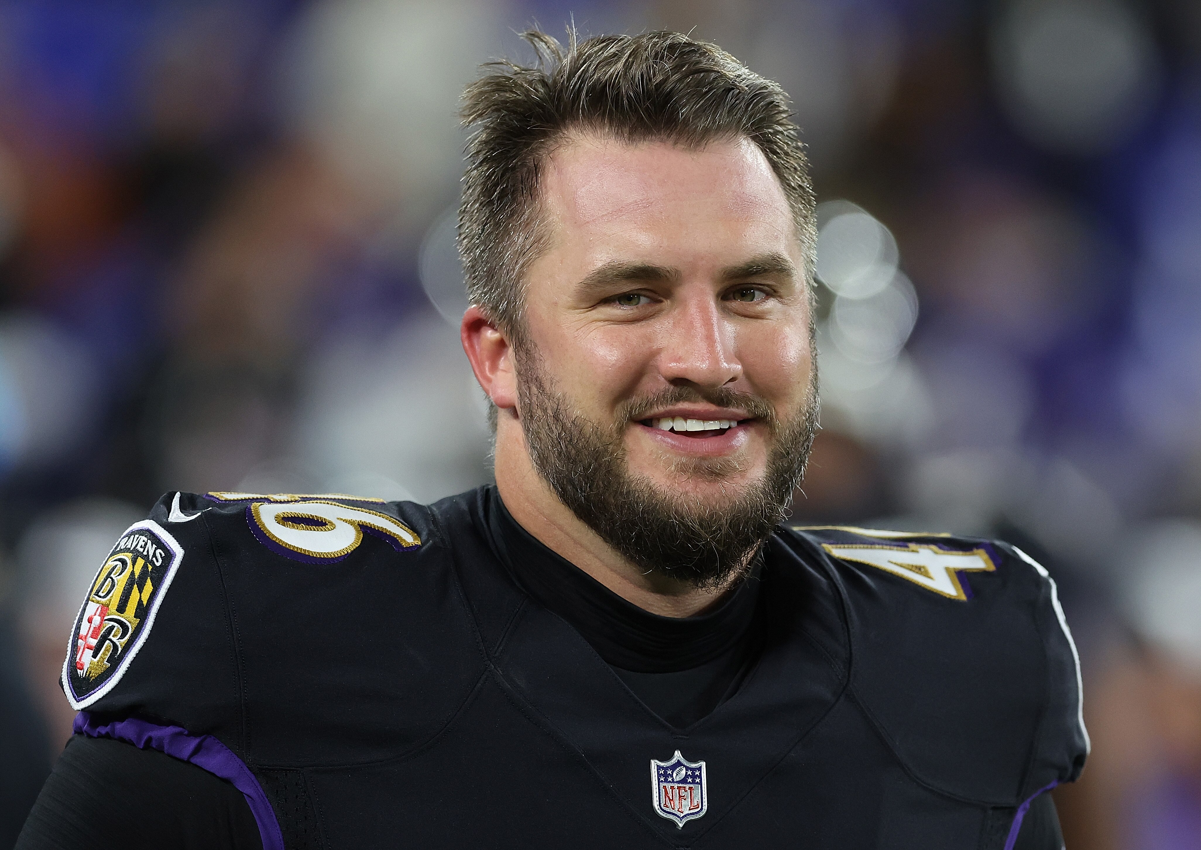 BALTIMORE, MARYLAND - OCTOBER 09:  Nick Moore #46 of the Baltimore Ravens warms up during pregame prior to facing the Cincinnati Bengals at M&T Bank Stadium on October 09, 2022 in Baltimore, Maryland. (Photo by Todd Olszewski/Getty Images)