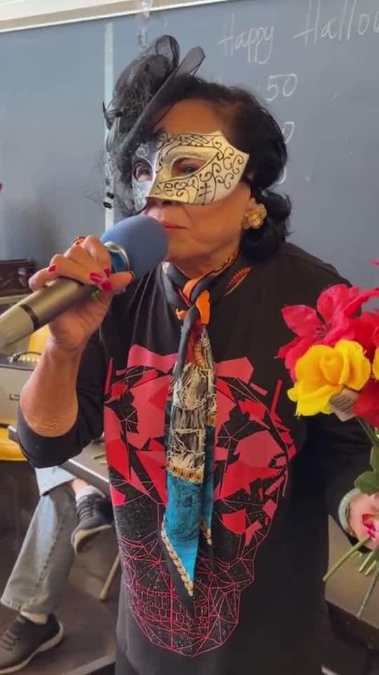 What’s your go-to karaoke song? 🎤 Montgomery County seniors in the Love Vietnamese Seniors Club gather twice weekly for karaoke, bingo, crafts, and more!
